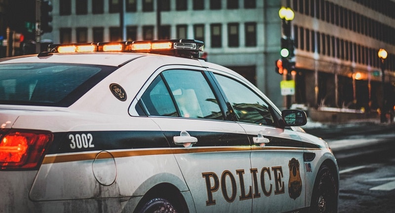 רכב משטרה – נהיגה ללא ביטוח